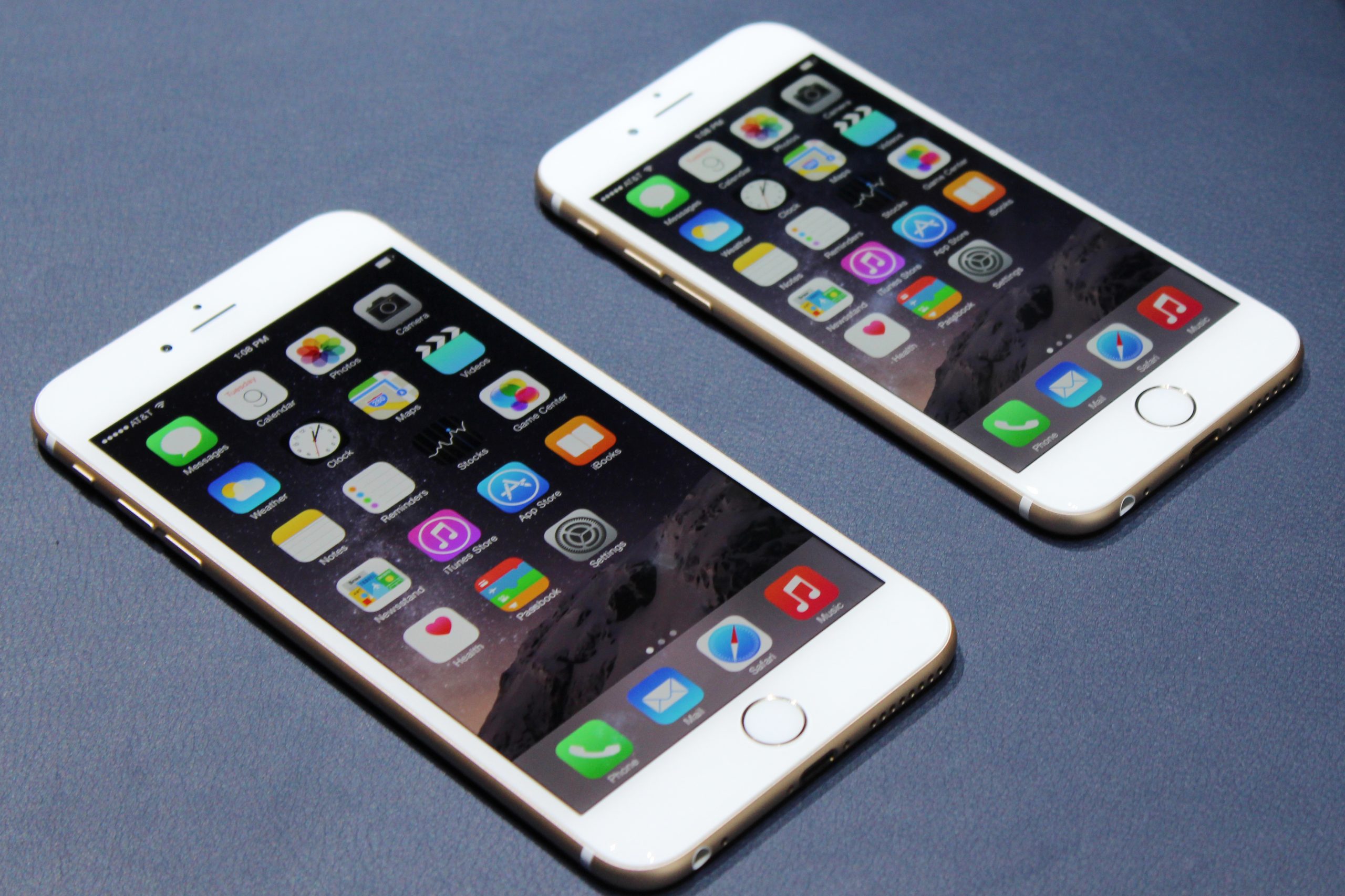 Айфон плюс фото Apple to increase iPhone 6 Plus shipments